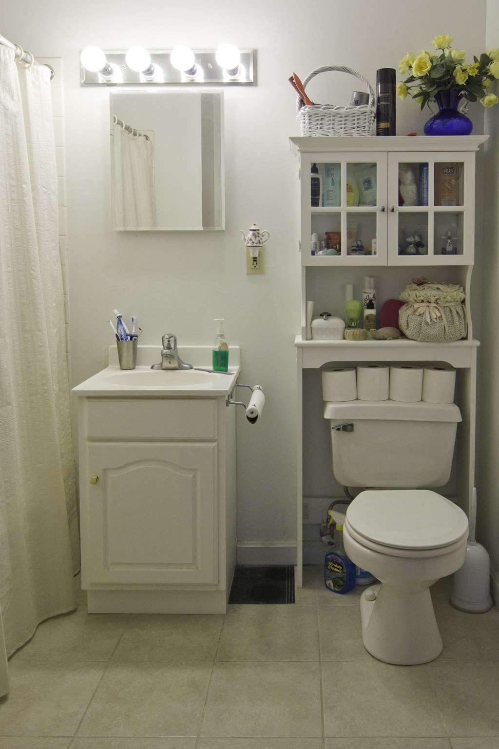 a small bathroom with a toilet and a sink
