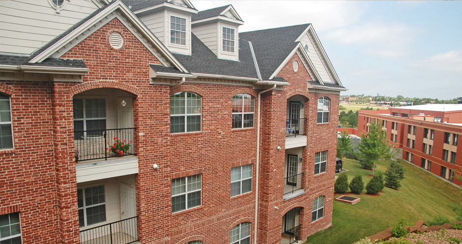 Luxury apartments with red brick exteriors next to Ridgedale Mall and Minutes from Downtown Minneapolis