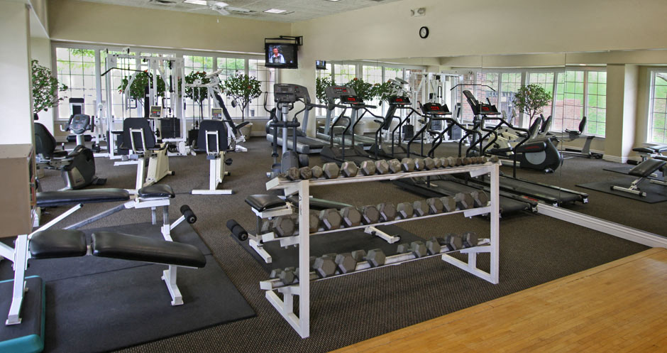 Fitness center at Embassy Park Apartments in Omaha, Nebraska