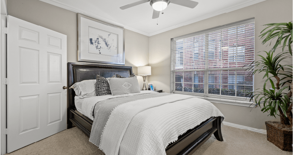 Luxury apartments with spacious bedrooms with attached bathrooms and walk-in closets at The Saxony Apartments