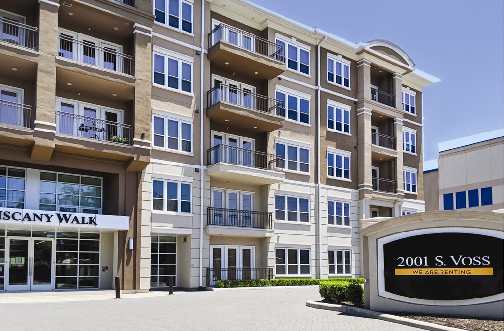 Luxury apartments in a boutique-style community at Tuscany Walk Apartments in Houston Texas.