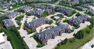 Luxury apartments conveniently located in Urbandale Iowa with scenic views