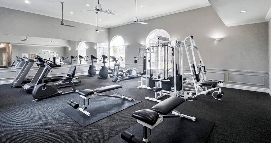 Luxury apartments with spacious fitness center at Saddlebrook apartments conveniently located in Urbandale Iowa