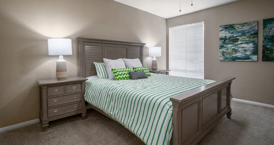 Gated apartment community conveniently located in the Bayou area of Houston with spacious bedroom with attached bathroom and walk-in closet.