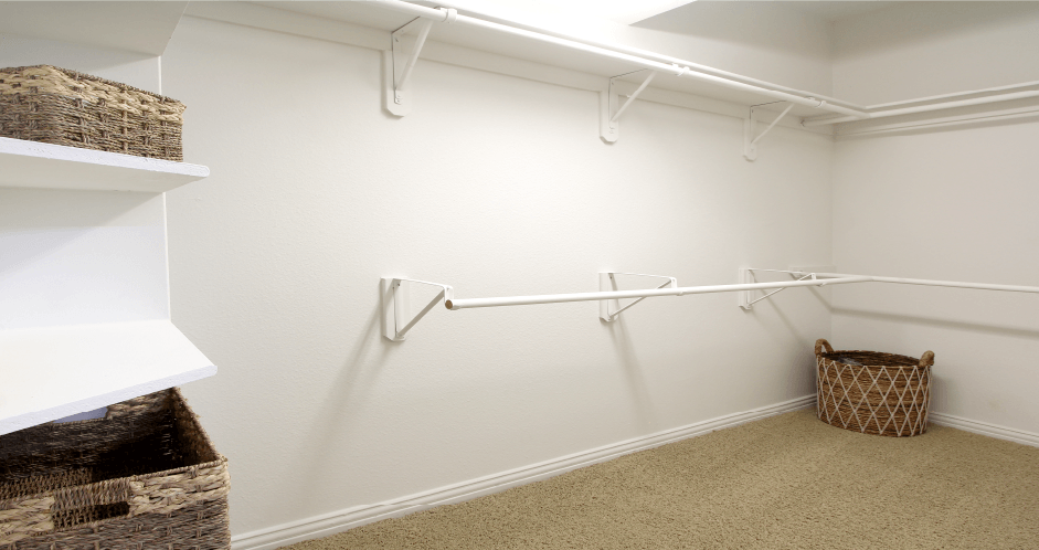 Luxury townhomes with huge master walk-in closet, spacious master walk-in closet at Tuscany Row in Houston.