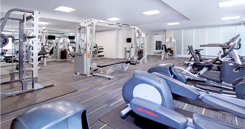 Luxury apartments in the Las Colinas area with a huge fitness center and yoga studio