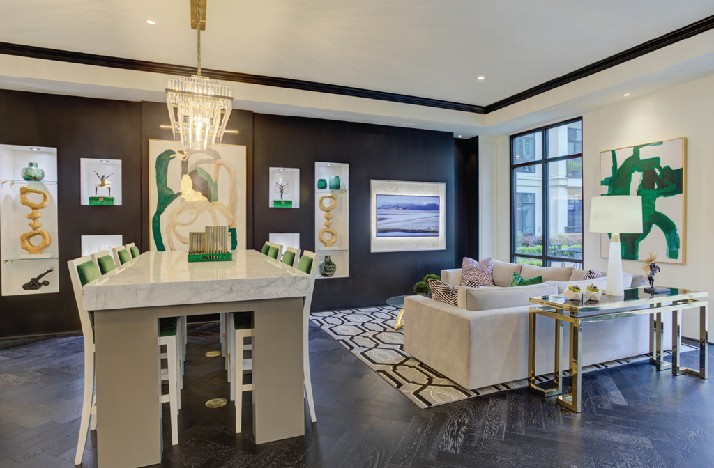 Luxury clubhouse, luxury resident lounge, luxury meeting area at Le Palais Apartments in Houston.