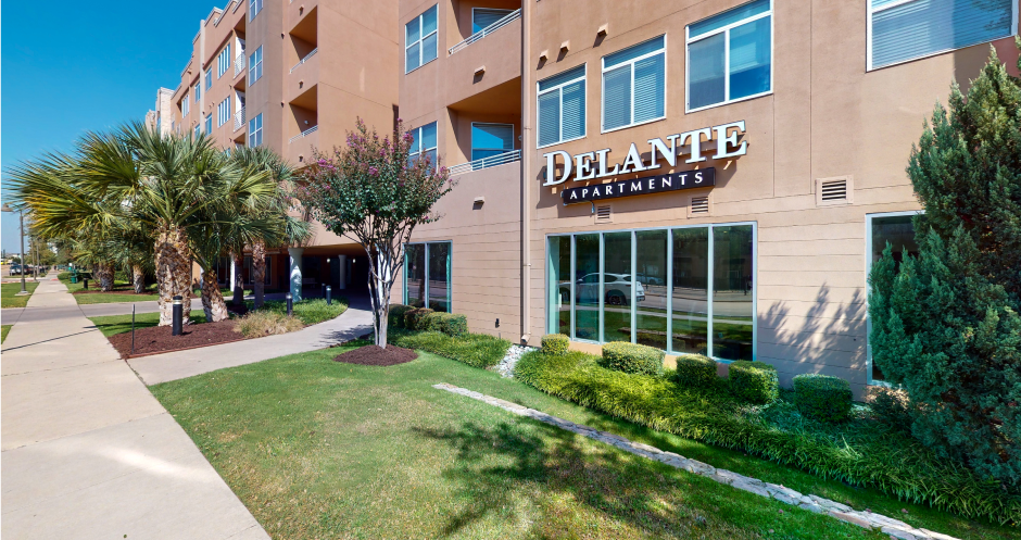 Luxury apartments in the Las Colinas area of Irving, Texas
