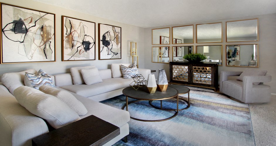 Apartments conveniently located in La Vista, Nebraska with huge floor plans, spacious floor plan, spacious living room, huge living room at Inwood Apartments in La Vista, Nebraska