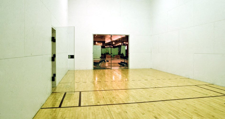 Racquetball court and large fitness center at The Saxony Apartments in north Dallas