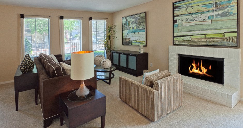 Gated apartment community conveniently located in the Bayou area of Houston with spacious floor plan with woodburning fireplace, oversized windows, and lots of natural light.