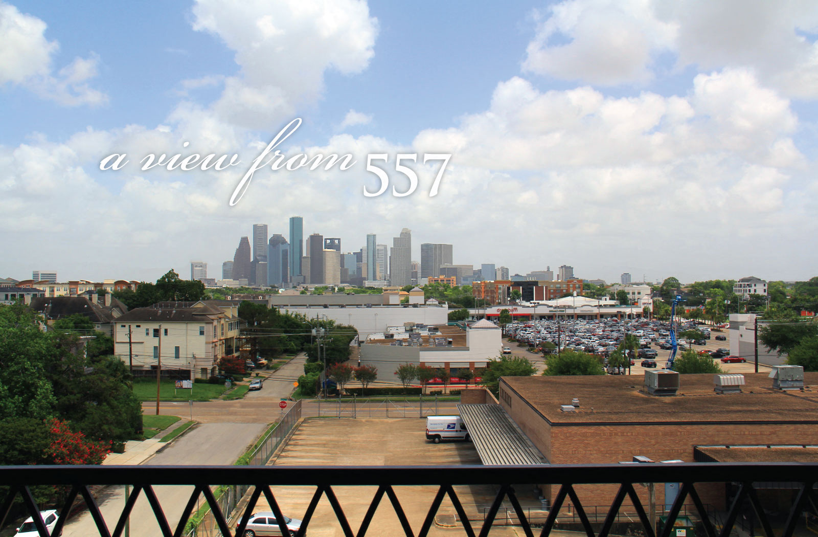 Downtown views from Le Palais Apartments in River Oaks, Houston TX.