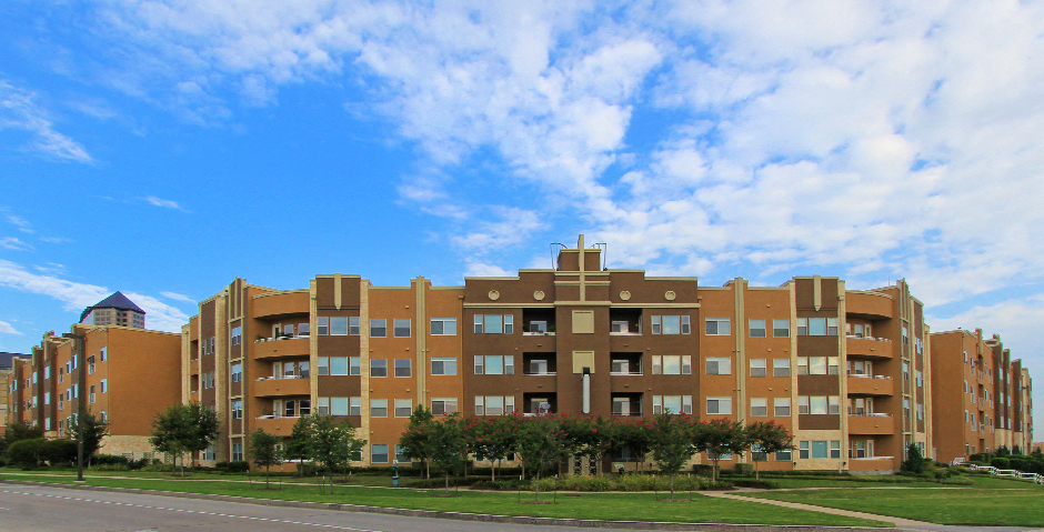 Luxury apartments in the Las Colinas area of Irving, Texas