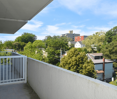 1 Oak Street Balcony
