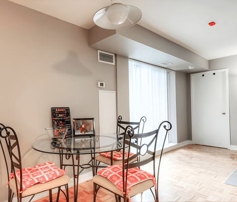 100 Lower Ossington Avenue dining room