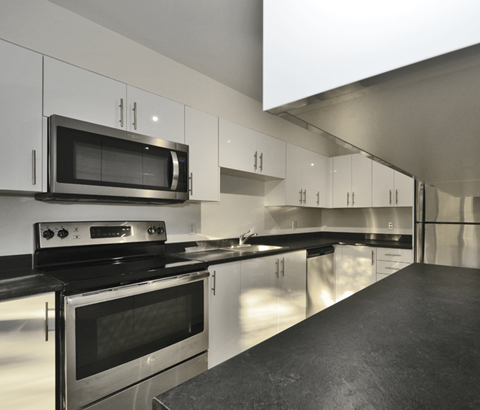 159 Radcliffe Drive kitchen