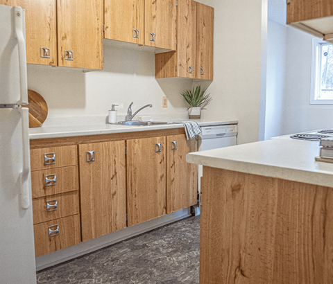 294-300 Main Avenue 1-2 Beds Apartment for Rent