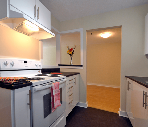 5-35 Harlington Kitchen Appliances