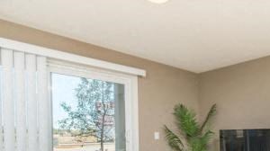 Waybury Park Living Room Image Waybury Park Living Room Image - Photo Gallery 4