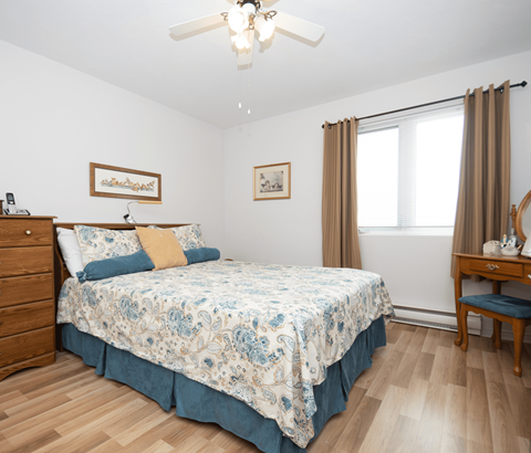 Buckingham Place Bedroom