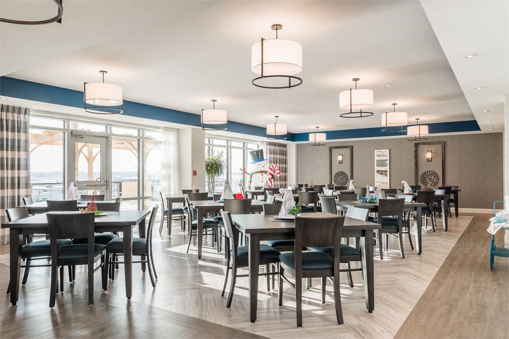 Place Horizon Social Room With Seating