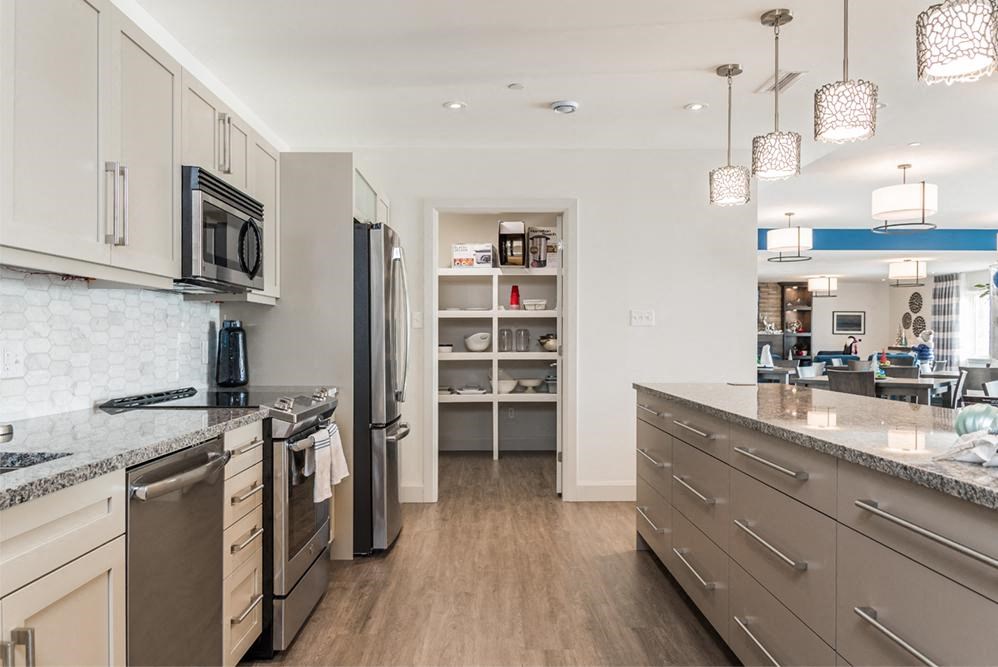 Place Horizon Social Room Kitchen