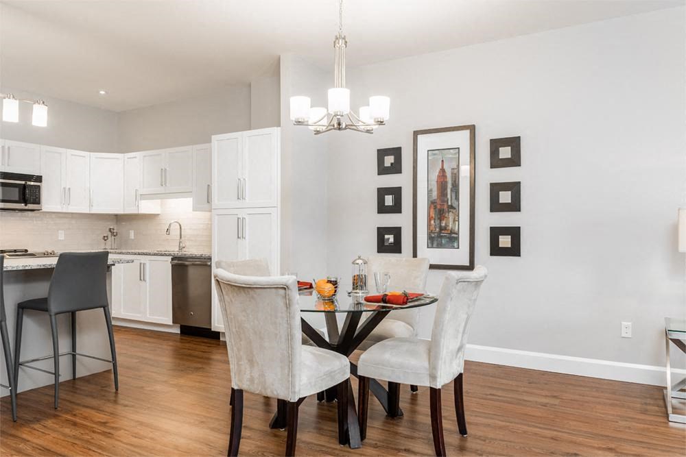 Place Horizon Kitchen And Dining Room