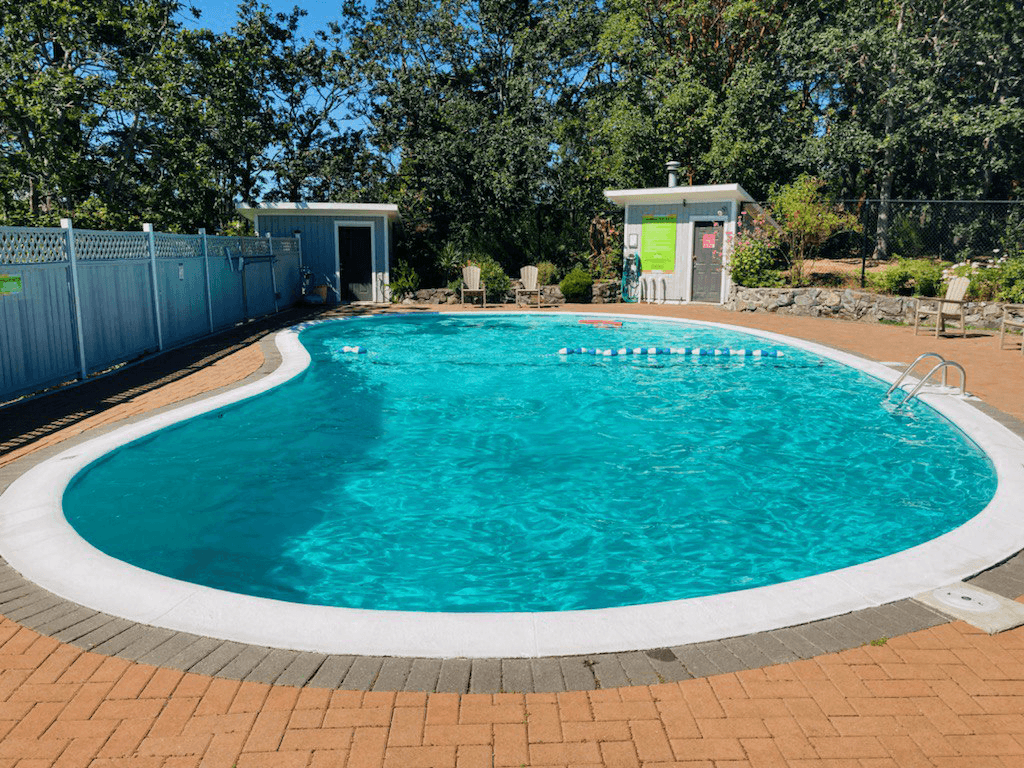 Christie Point Outdoor Swimming Pool
