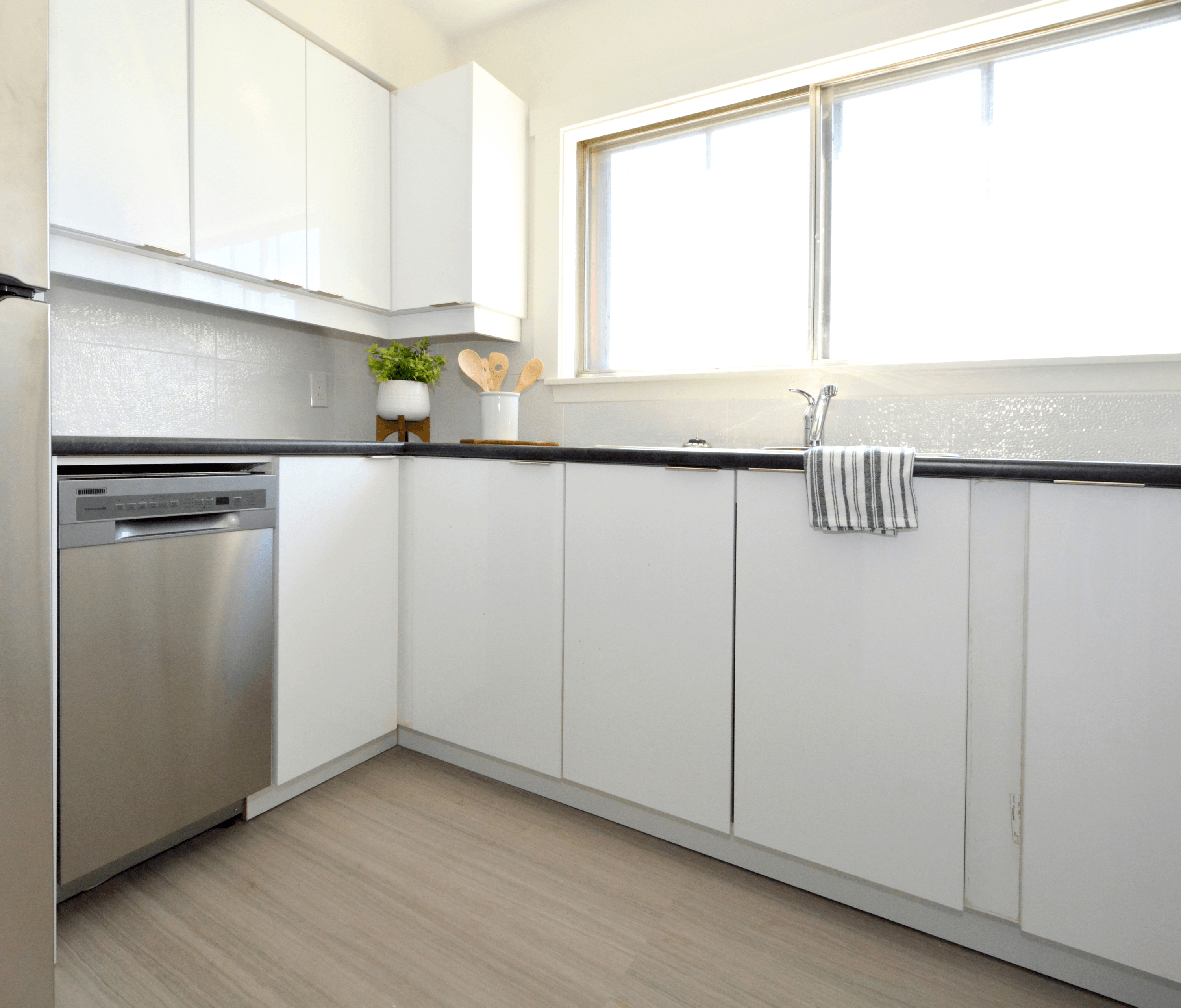 studio apartment - Kent Street, Halifax - unit 5261-14 3