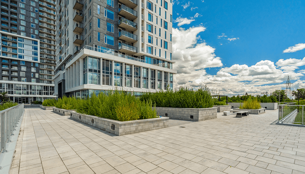 Latitude Building Image With Outdoor Space
