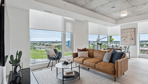 Luma Kitchen  Living Room With Dining Space With Windows