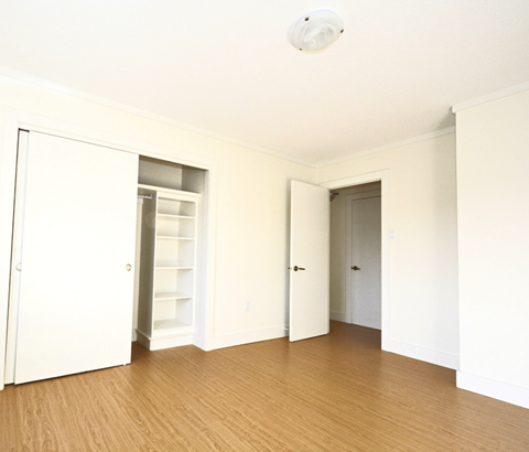 Parker Street Apartments Bedroom Closet