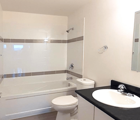 Parkridge Place Bath Room