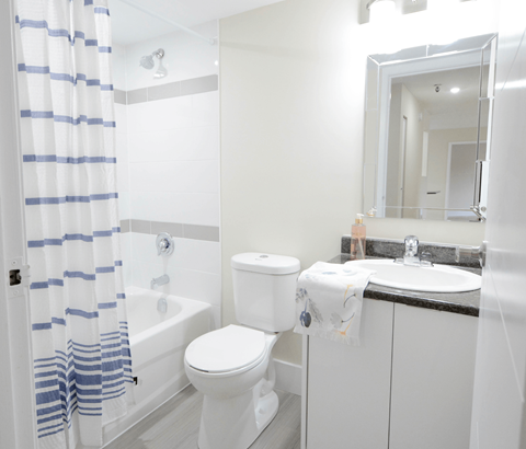 Quinpool Court Bathroom