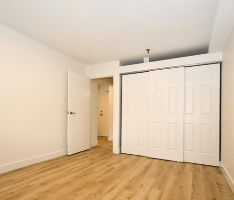Sheradon Place Bedroom Closet