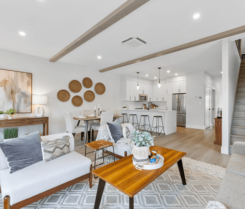 Sherwood Corssing Townhomes - Living Room