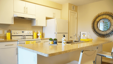 Tisbury Kitchen WIth Breakfast Bar