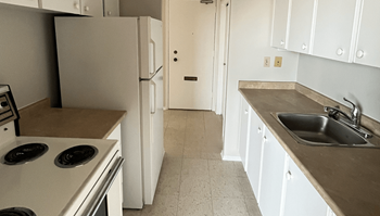 671 Woolwich St 1-3 Beds Apartment for Rent - Photo Gallery 5