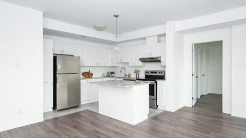 151 Greenbank Kitchen & Living Space