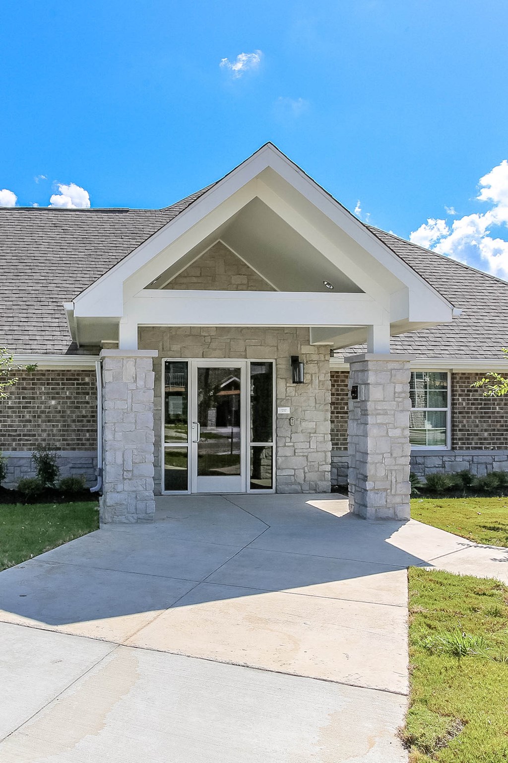the preserve at ballantyne commons community entrance | apartment homes in georgetown, ky
