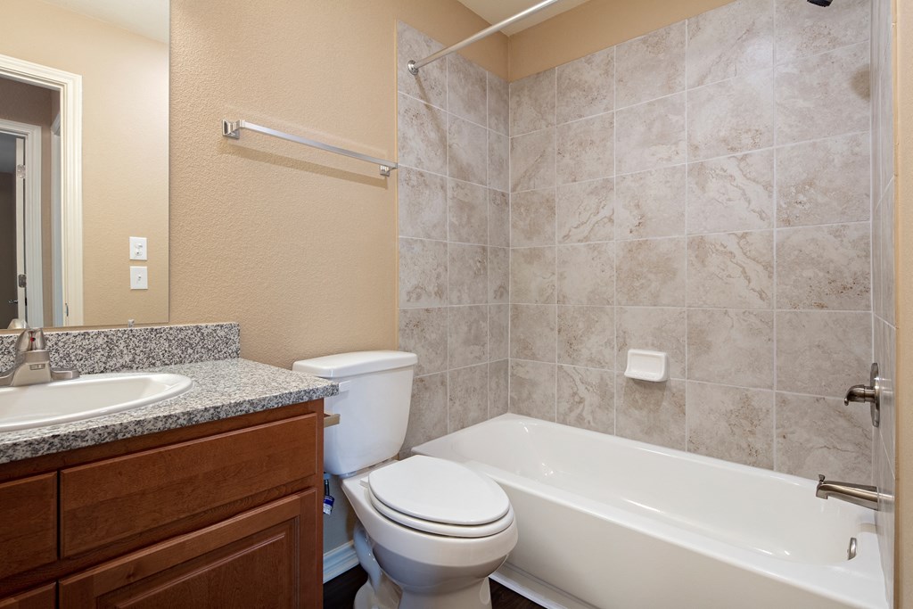 Pebble Creek Apartment InteriorsPebble Creek Apartment Interiors