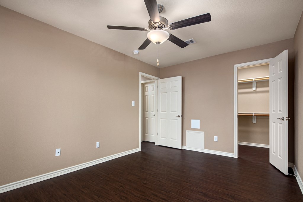 Pebble Creek Apartment Interiors