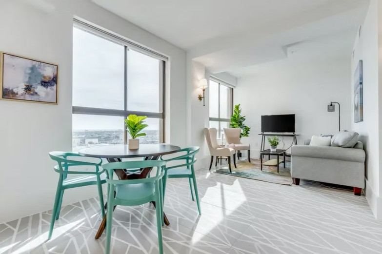 The USNB Apartments