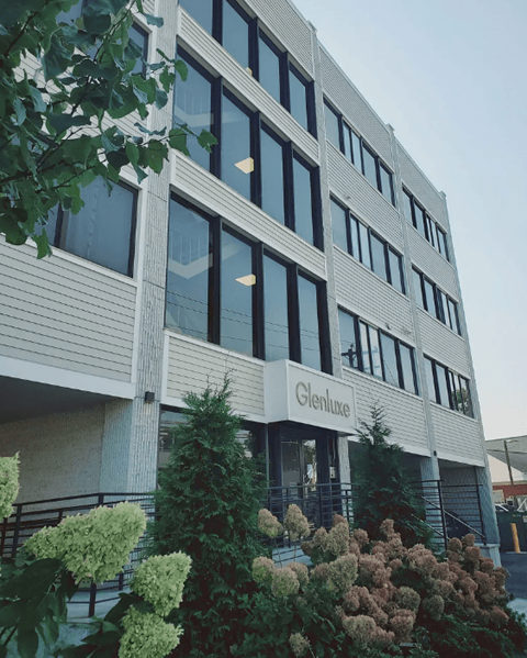 A building with the word Glenluce on it.