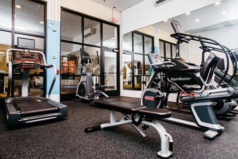 101 Washington Street 2 Beds Apartment for Rent