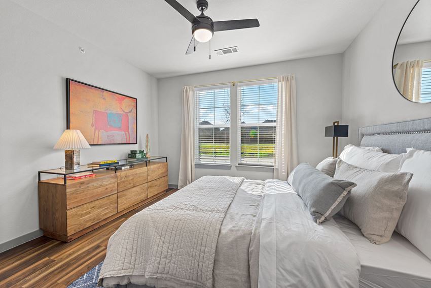 Presidium Berkshire Apartments, 9632 Berkshire Lake Blvd, Fort Worth