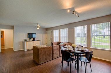 1515 Wickersham Lane 1 Bed Apartment for Rent - Photo Gallery 3