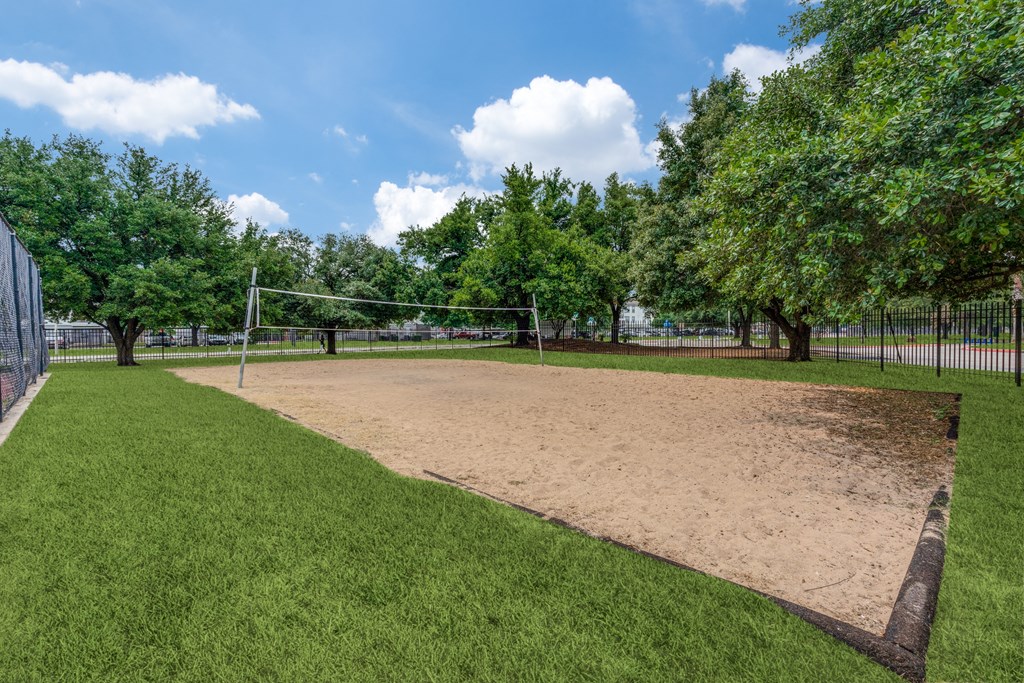 the preserve at ballantyne commons dog park at Vibe on Riverside, Austin, TX