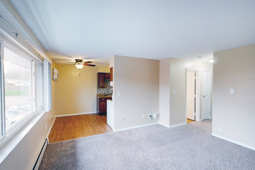 Window light at Sharondale Woods Apartments, Cincinnati, OH, 45241