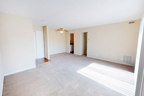 Trendy Master Carpeted at Crown Crossing Apartments, Amelia, OH, 45102